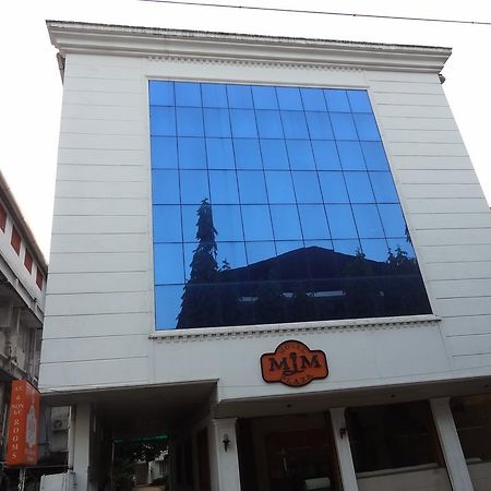 Mjm Plaza Hotel Kochi Luaran gambar