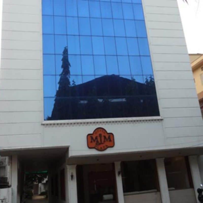 Mjm Plaza Hotel Kochi Luaran gambar